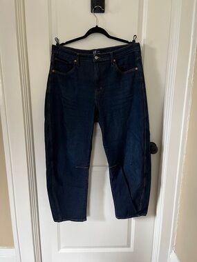 GAP Mid-Rise Barrel Jeans